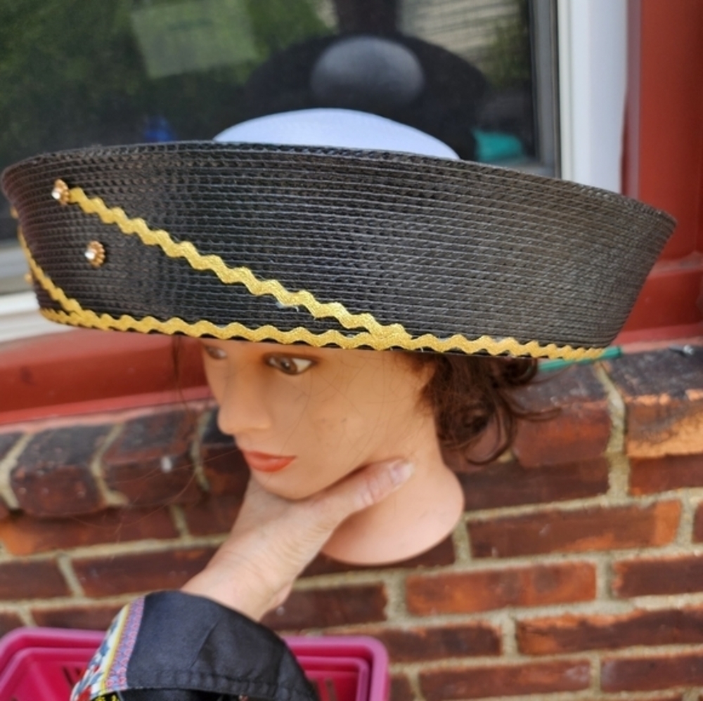 Vintage Italian Wide Brim Straw Hat Black Gold Trim Statement Sun Hat - Picture 7 of 16
